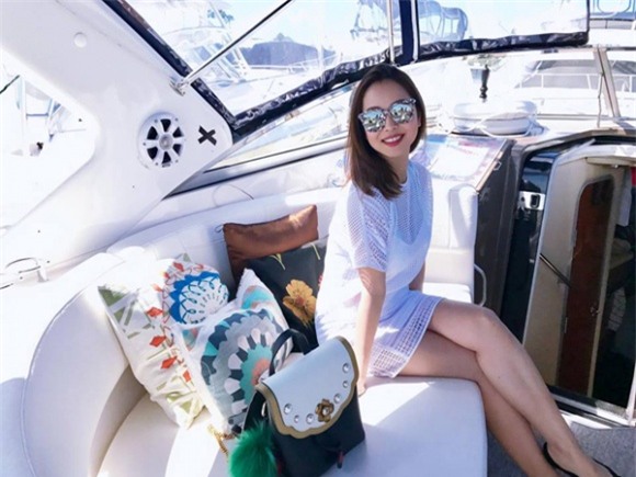 Jennifer Phạm, Hoa hậu Jennifer Phạm, Jennifer Phạm bikini