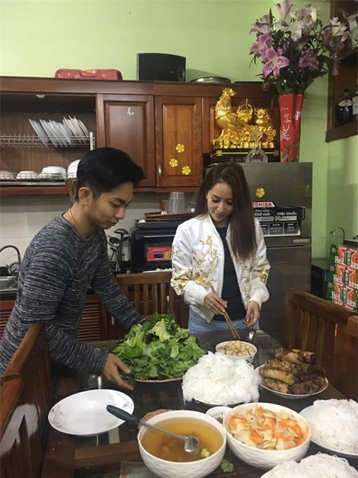 Khánh Thi khoe ảnh ngày đầu tiên Kubi đi học, ai cũng choáng khi nhìn bảng học phí-9