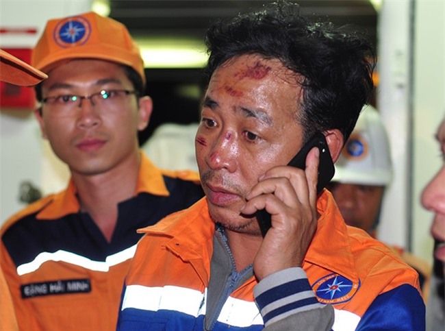 Vu chim tau Hai Thanh, 9 nguoi mat tich: 'Cac bac cuu bo chau voi' hinh anh 1