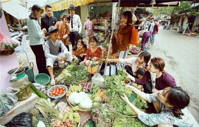 Bo anh ky yeu 'cho bua' cua hoc sinh Ha Noi hinh anh 9