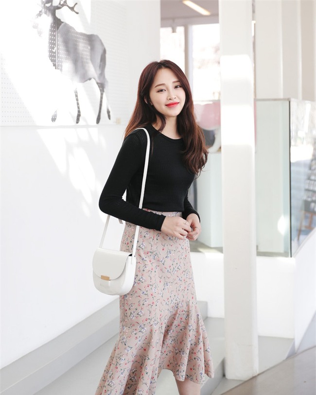 Nắng lên một cái là cô nàng điệu đà tha hồ diện những mẫu chân váy xòe bồng bềnh thế này - Ảnh 2.