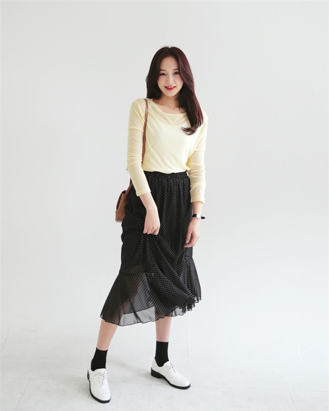 Nắng lên một cái là cô nàng điệu đà tha hồ diện những mẫu chân váy xòe bồng bềnh thế này - Ảnh 7.