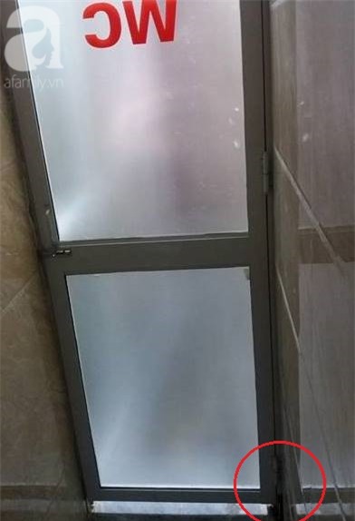 Hà Nội: Khách hàng tá hỏa khi phát hiện camera quay lén đặt trong nhà vệ sinh của quán cà phê - Ảnh 8.