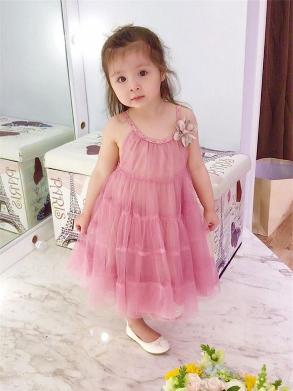 khong the roi mat voi thoi trang he cuc xinh cua con gai hong dang, hong nhung - 3