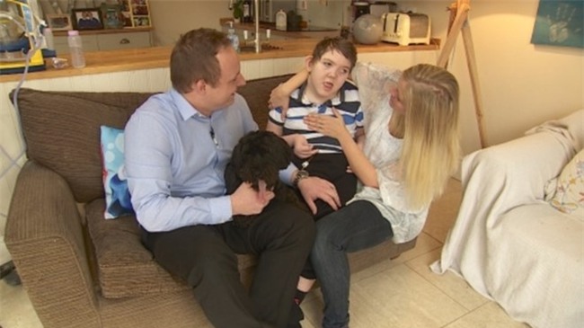 Nguoi me bat khoc khi nhay cung con trai bai nao trong dam cuoi hinh anh 3