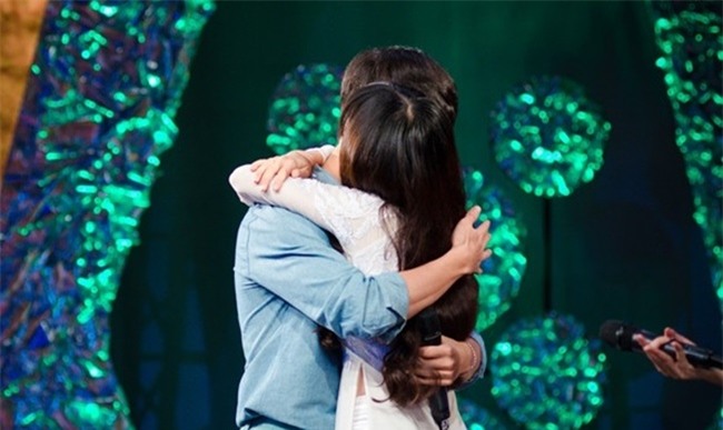 nha phuong gay on ao voi anh than mat dan ong "la" hinh anh 10