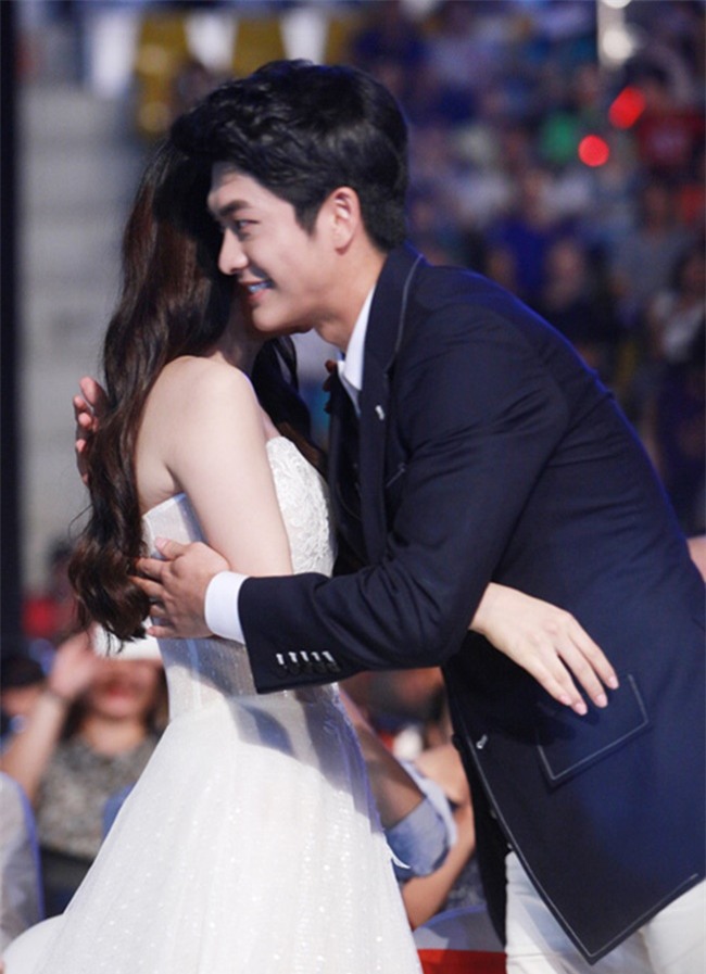 nha phuong gay on ao voi anh than mat dan ong "la" hinh anh 6