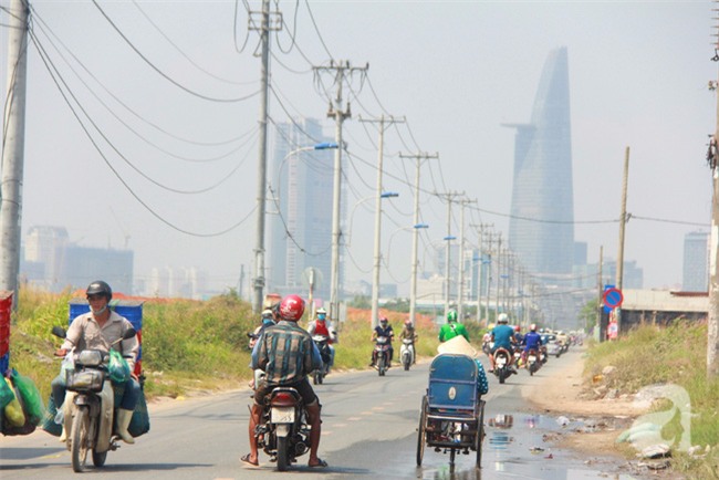 Người vợ tật nguyền bán vé số ròng rã suốt 5 năm chăm chồng: Một ngày là vợ chồng, cả đời là vợ chồng - Ảnh 12.