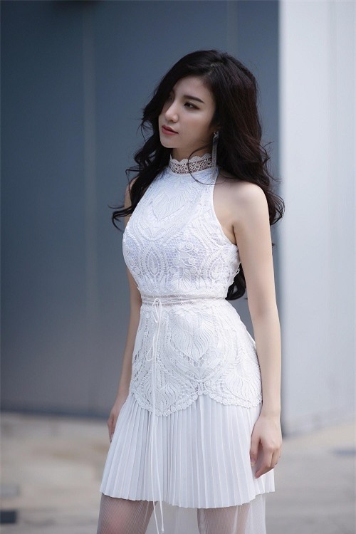 hoc tro tuan hung mac tre nai, xe sau them nguc ngay giao mua hinh anh 8