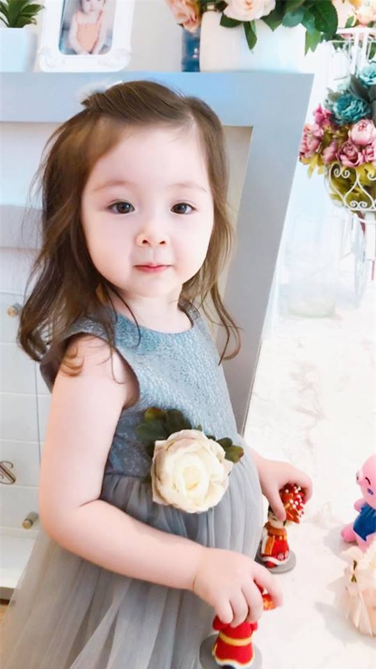 Con gái Elly Trần , Mộc Trà, ảnh đẹp Mộc Trà, con gái sao Việt, Cadie Mộc Trà