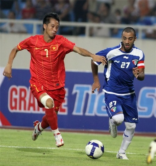 Cựu tuyển thủ QG Vũ Như Thành: Tôi từng ăn chơi mất 1 tỷ đồng chỉ sau 1 đêm - Ảnh 2.