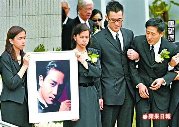 14 năm ngày mất Trương Quốc Vinh: Lại nhắc câu chuyện tình buồn nhất thế gian - Ảnh 7.