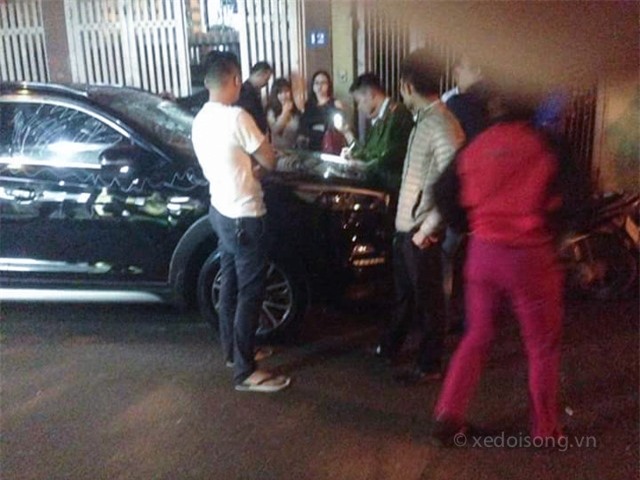 Cô gái vẽ chi chít lên xe Hyundai Tucson vì đỗ trước cửa nhà ảnh 5