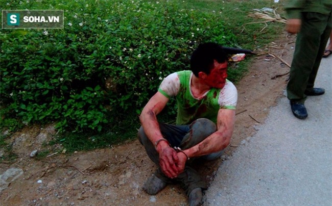 Người dân hô hoán nhau vây bắt, đuổi đánh 2 tên