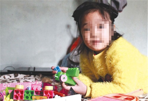 xot canh be gai bi thuong nang, mat ca gia dinh sau tngt - 1