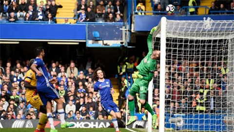 Thủ môn Hennessey chơi rất xuất sắc trong trận đấu này