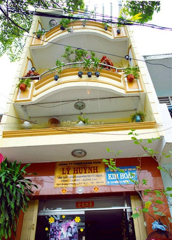 Lý Hùng, Lý Hương, sao Việt