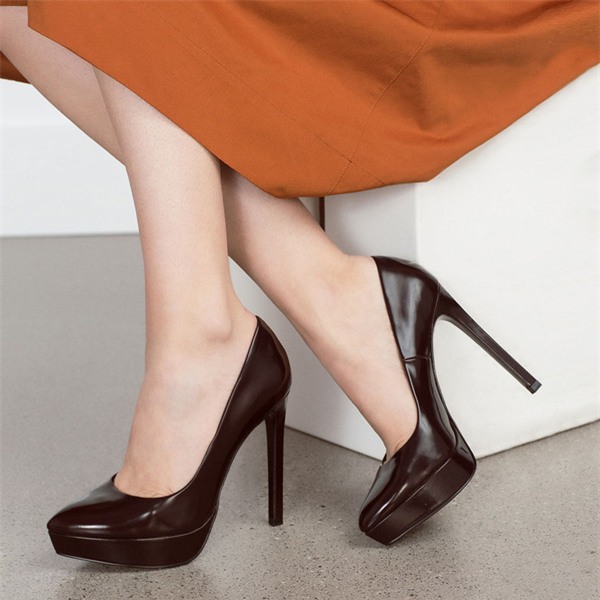 Khơi gợi nét quyến rũ tiềm ẩn bằng 5 món đồ thời trang cứ mặc lên là tôn dáng - Ảnh 1.