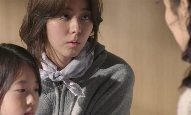 Sự thật kinh hoàng đằng sau bức ảnh rơi ra từ ví của chồng - Ảnh 1.