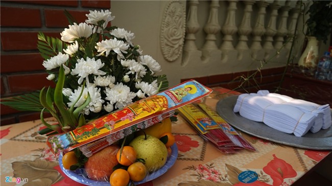 Nguoi than dam nuoc mat don be gai bi sat hai o Nhat ve que nha hinh anh 12