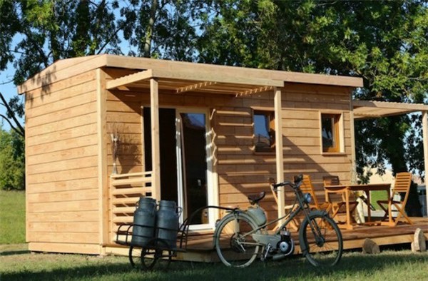 Không cần vữa hay đinh vít, xây nhà nhanh nhất thế giới với loại gạch này - 1