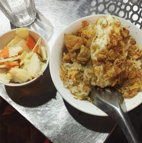 8 quán xôi tuy bình dân nhưng ngon hớp hồn người Hà Nội - Ảnh 15.