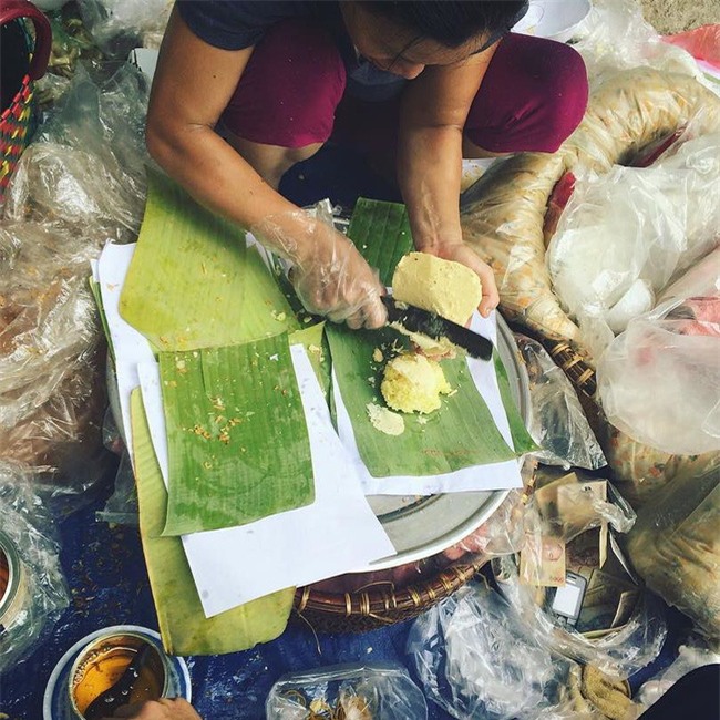 8 quán xôi tuy bình dân nhưng ngon hớp hồn người Hà Nội - Ảnh 6.