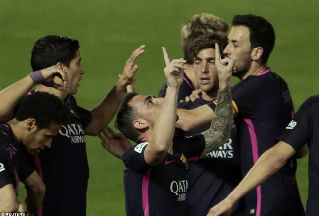 Neymar ghi bàn thứ 100 cho Barca trong ngày vắng Messi - Ảnh 8.