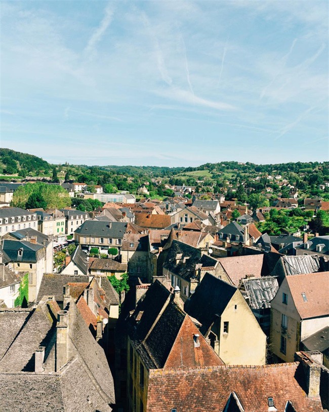 10 ngôi làng đẹp như thiên đường dưới hạ giới của nước Pháp - Ảnh 14.