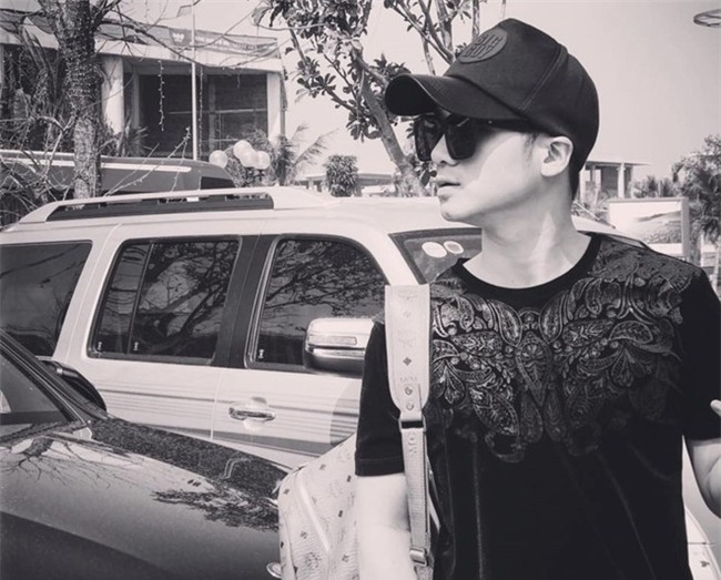 Dan mang tim kiem 'soai ca ao den' vua hat vua lai xe hinh anh 3