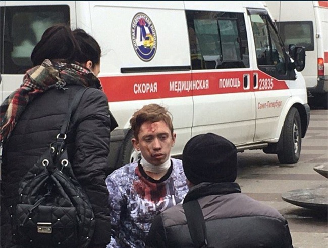 Chùm ảnh: Hiện trường kinh hoàng vụ nổ ga tàu ở Nga khiến ít nhất 10 người thiệt mạng - Ảnh 9.