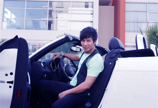 cuoc song sieu giau it ai biet cua sao viet chuyen hat hoi cho hinh anh 1