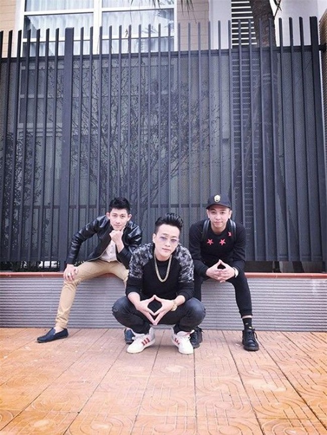 cuoc song sieu giau it ai biet cua sao viet chuyen hat hoi cho hinh anh 14