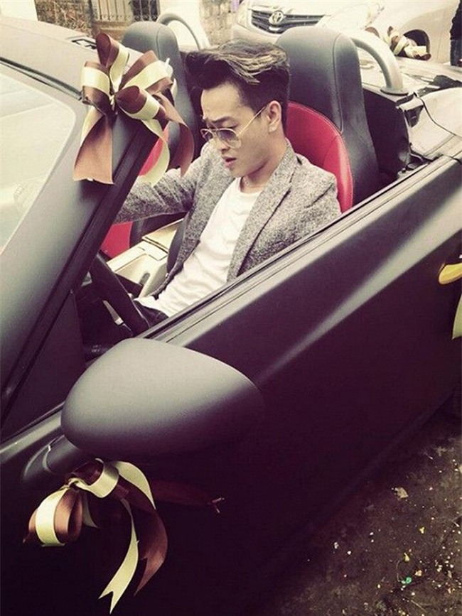 cuoc song sieu giau it ai biet cua sao viet chuyen hat hoi cho hinh anh 20