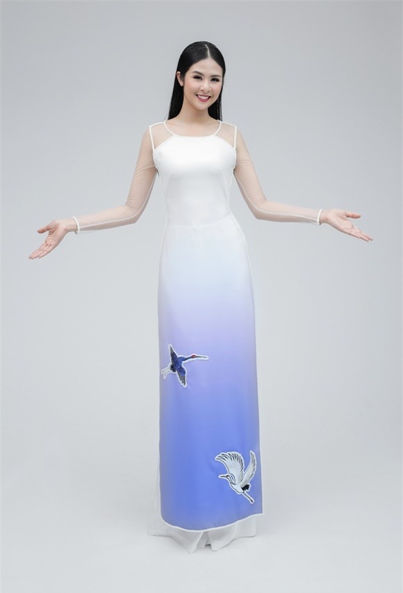 Hoa hậu ngọc hân,hoa hậu việt nam 2010,ngọc hân diện áo dài