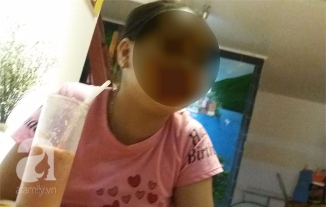 Bé gái từng tự tử vì bị hàng xóm cưỡng hiếp nhiều lần: Cháu thèm được về quê gặp các bạn - Ảnh 1.