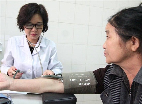 can than nhap vien vi tin loi don thoi ve loai nam khien “1 nguoi khoe, 2 nguoi vui” - 2