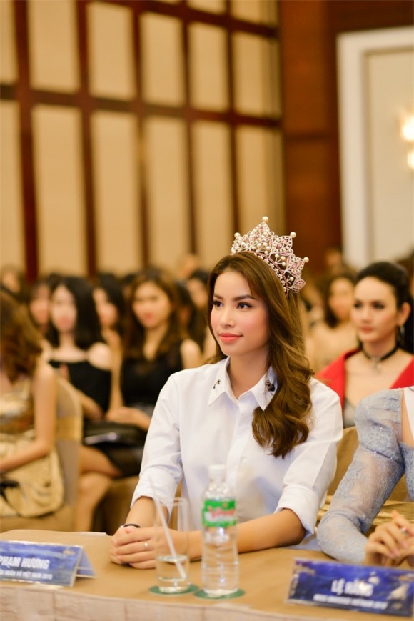 phạm hương, hoa hậu phạm hương, hoa hậu hoàn vũ phạm hương, hoa hậu hoàn vũ 2017