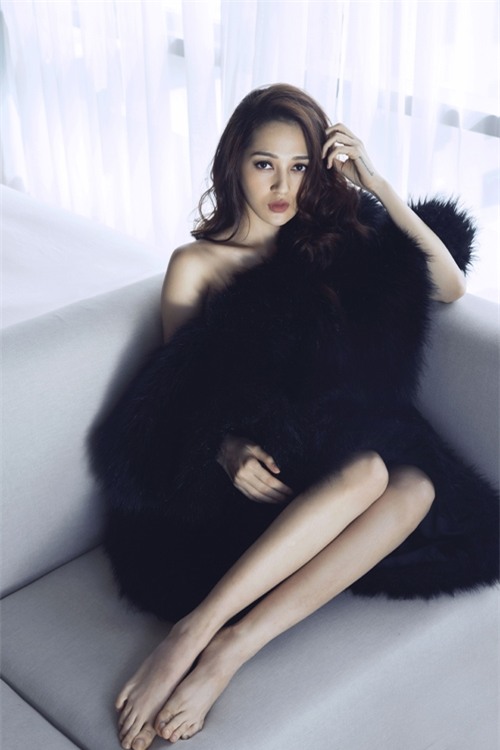 Những lần gợi cảm “đẹp rụng rời” của Bảo Anh