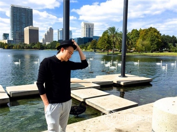 sao việt, dương triệu vũ, ca sĩ dương triệu vũ, em trai hoài linh, dương triệu vũ đi du lịch