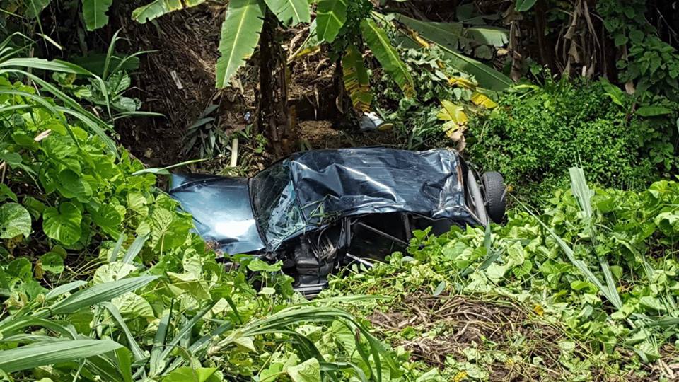 Xe cho Pho tong giam doc EVN lao xuong vuc sau 40 m hinh anh 1