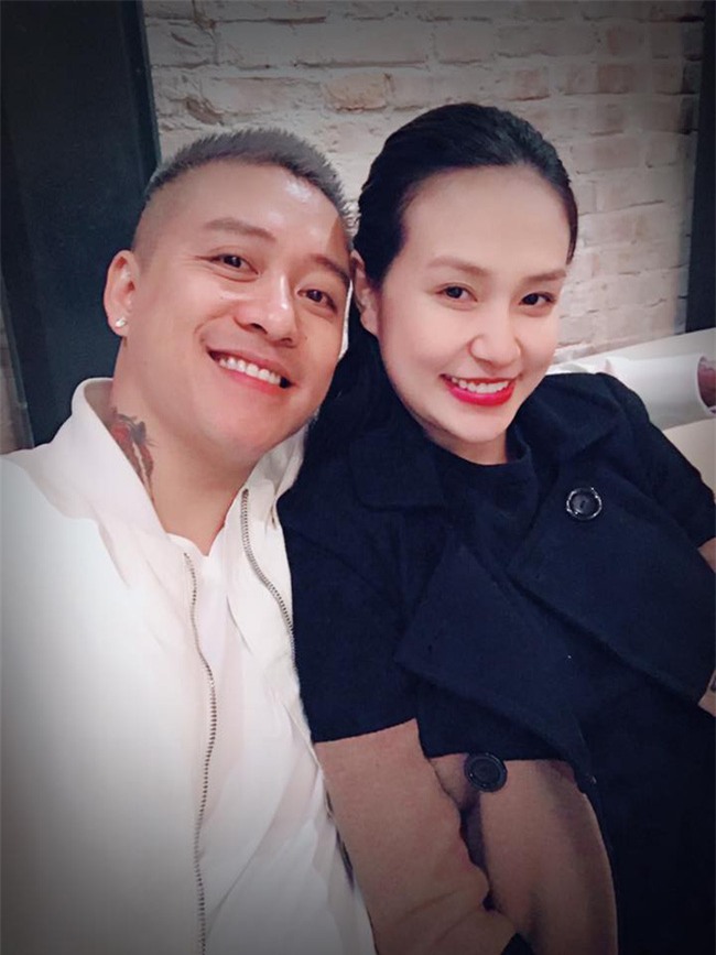 Kỷ niệm 3 năm ngày cưới, Tuấn Hưng lại tỏ tình khiến vợ hạnh phúc như trên mây  - Ảnh 4.
