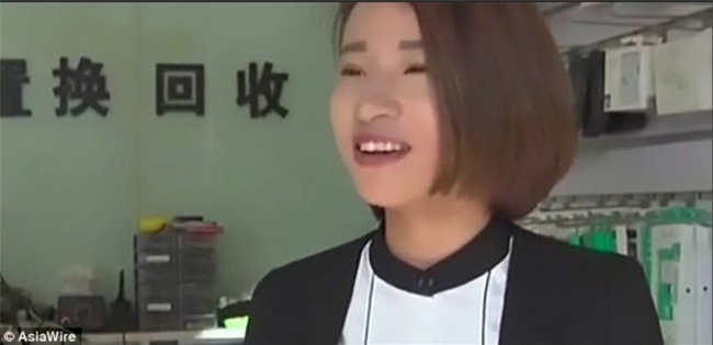 Cắm sạc iPhone 7 ở nhà rồi thảnh thơi đi dạo, cô gái trẻ suýt nhận quả đắng - Ảnh 1.