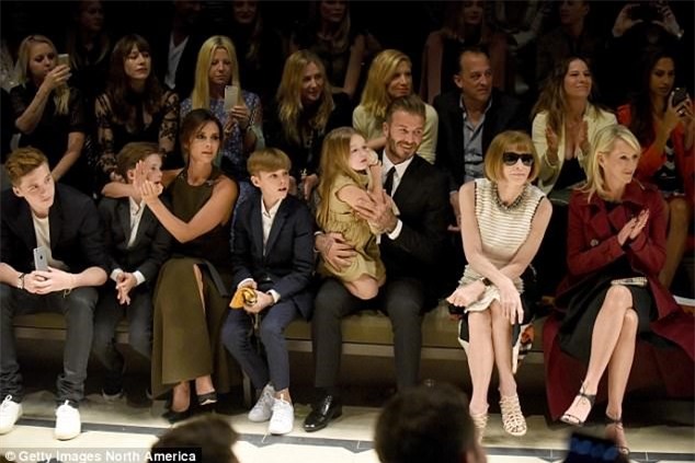 Con gai ut nha Beckham vui ve di lam dep voi bo hinh anh 6