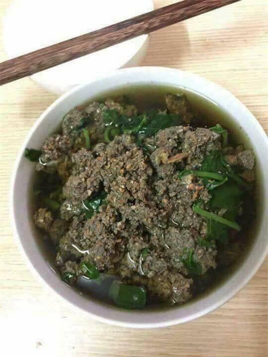 Mẹ chồng dặn giã cua nấu canh, con dâu đảm làm y lời, và đây là kết quả... - Ảnh 2.