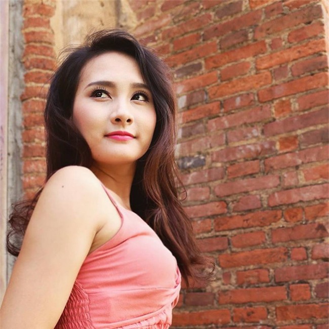 nhan sac xinh nhu mong cua nguoi dep "song chung voi me chong" hinh anh 10