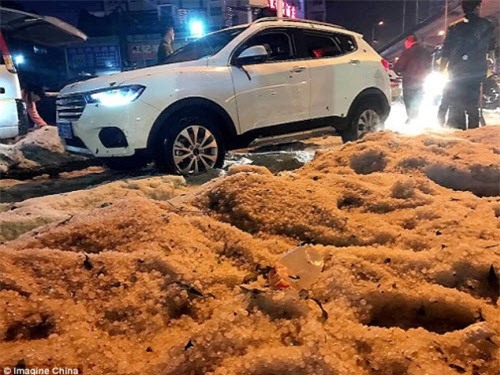 mua da to khung khiep o trung quoc hinh anh 4