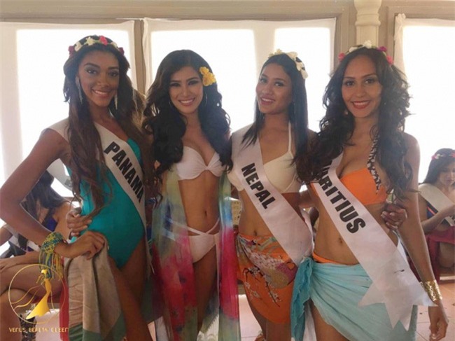 Đeo dải băng mới “From Vietnam”, Nguyễn Thị Thành lọt Top 15 phần thi “Resort Wear” - Ảnh 2.