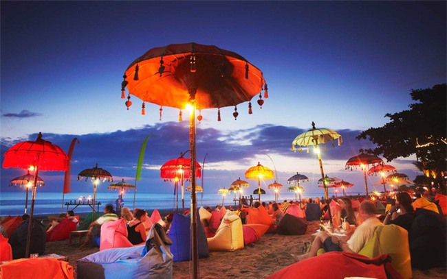 10 hòn đảo siêu lãng mạn ai cũng ao ước một lần được đến cùng người thương - Ảnh 1.