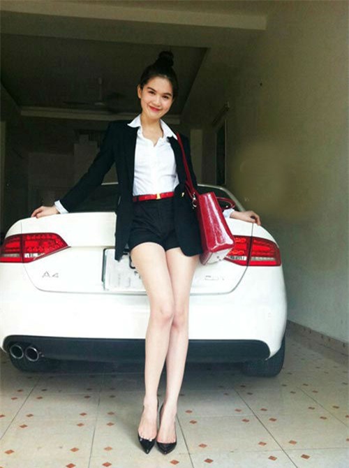 sao việt, ngọc trinh, ngọc trinh mua siêu xe, bộ sưu tập ô tô của ngọc trinh, ngọc trinh đi siêu xe